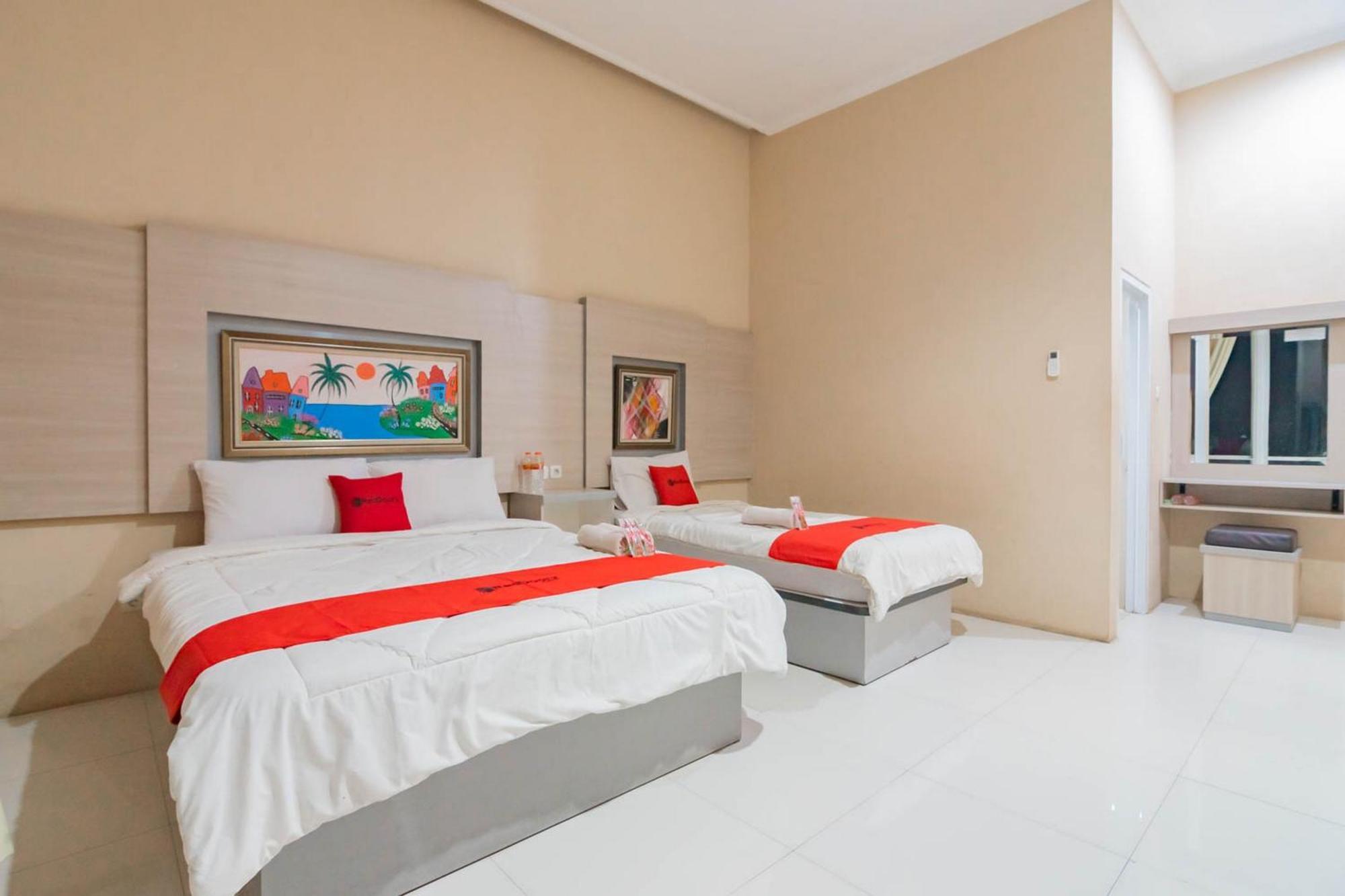 Reddoorz Resort Premium @ Sangkan Hurip Кунинган Экстерьер фото